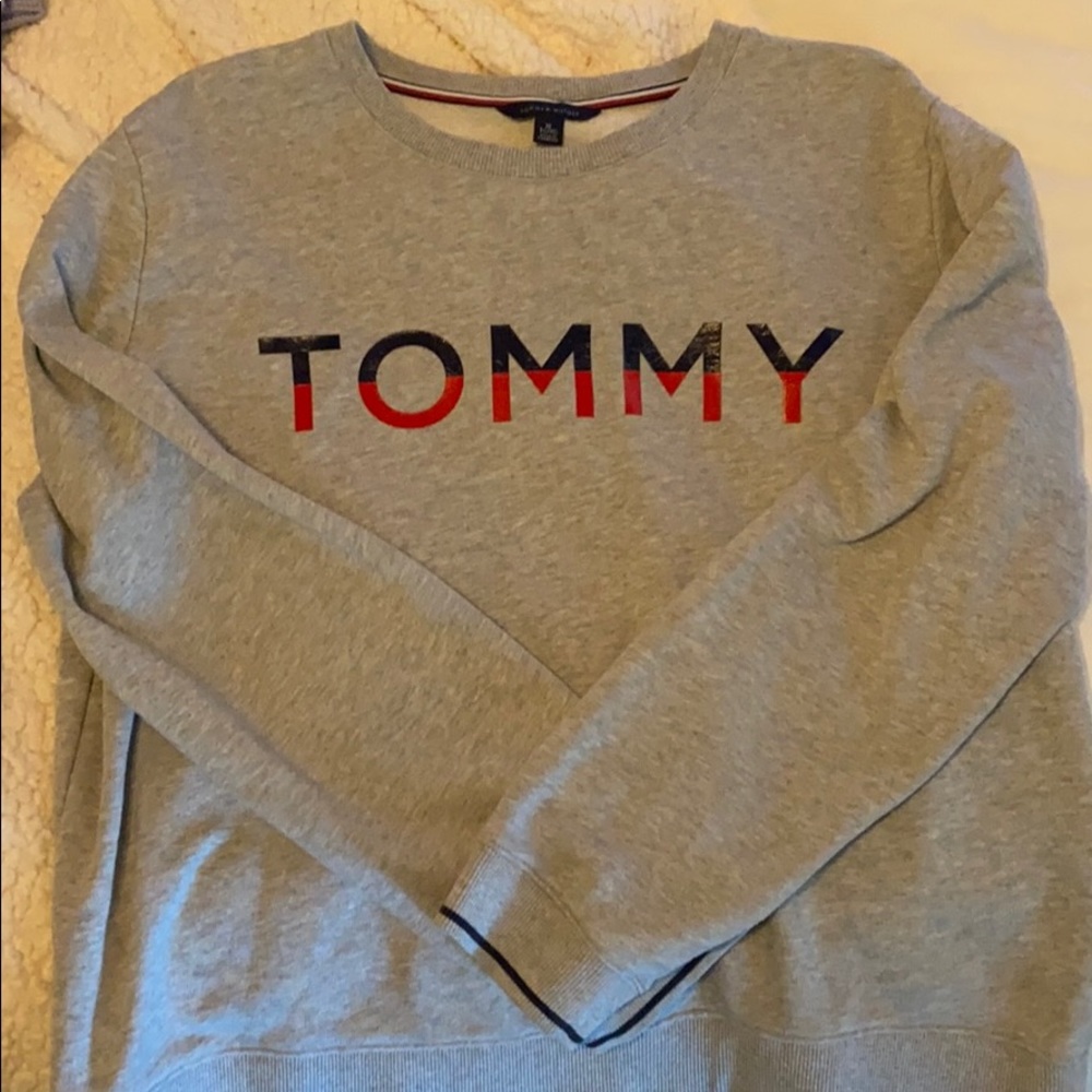 Tommy Hilfiger sweat shirt